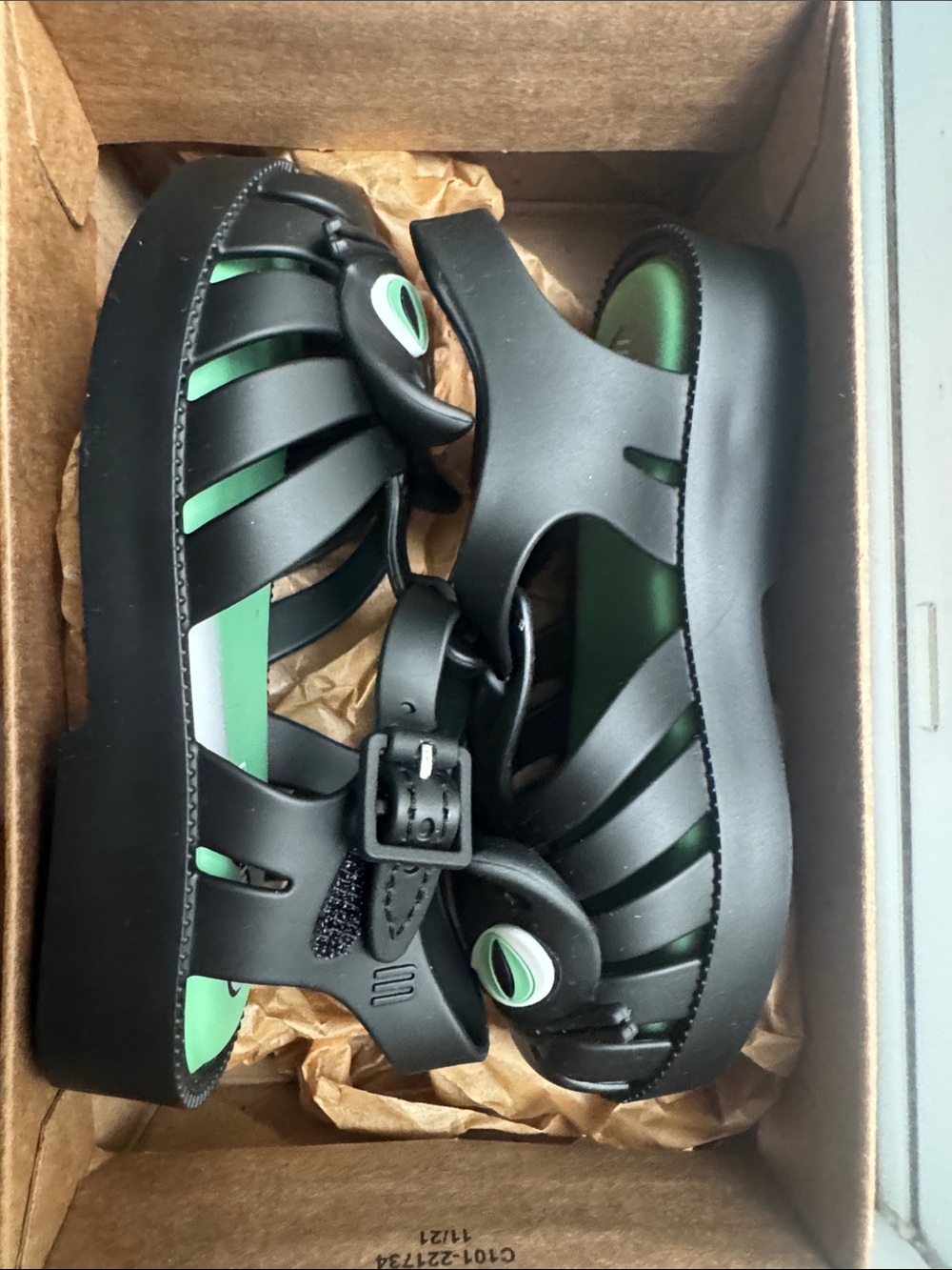 Mini Melissa Possession Cat Black Sandals - Picture 3 of 4
